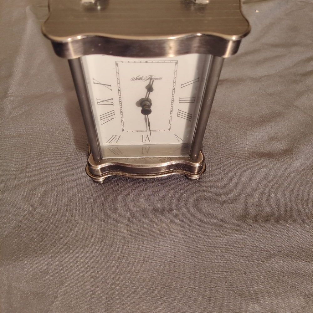 Brushed Bronze Clock Approx 6" Tall - Picture 2 of 11